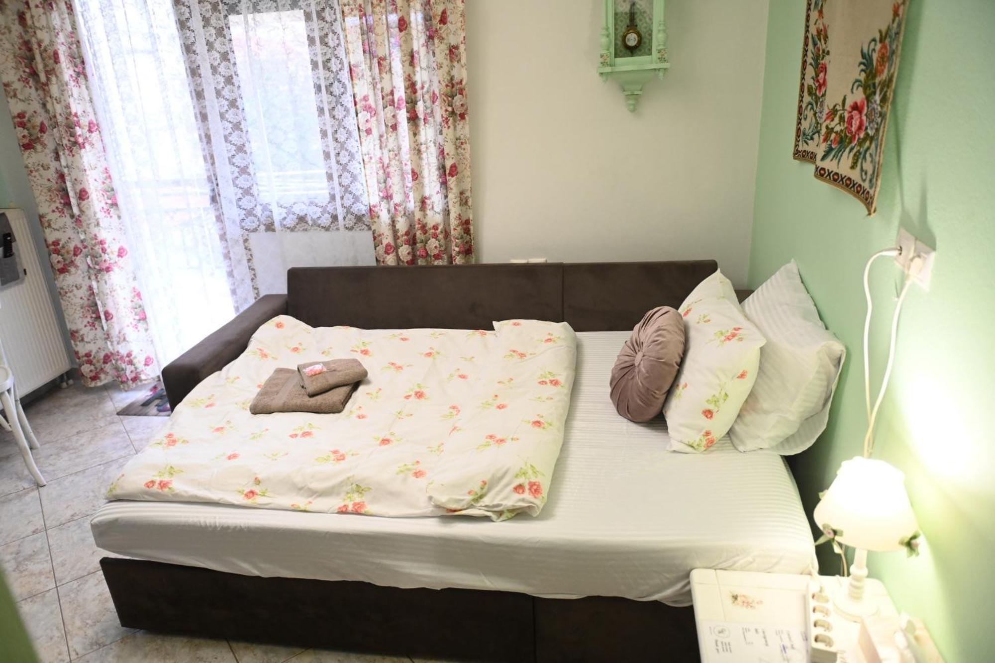 G & A Apartment Орестиада Екстериор снимка
